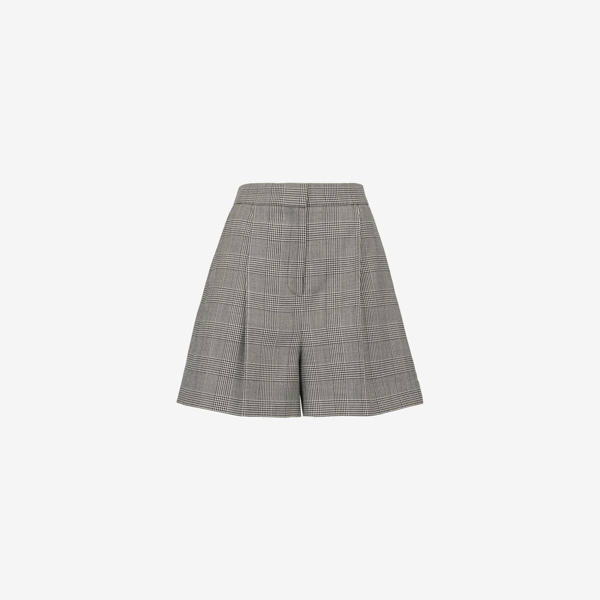 Alexander McQueen Women's Black Prince of Wales Tailored Shorts - 8 (Wool)